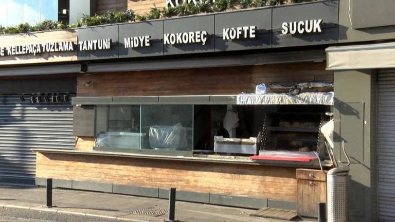 İstanbul'da Aileyi Vuran Gıda Zehirlenmesi: 3 Ölü